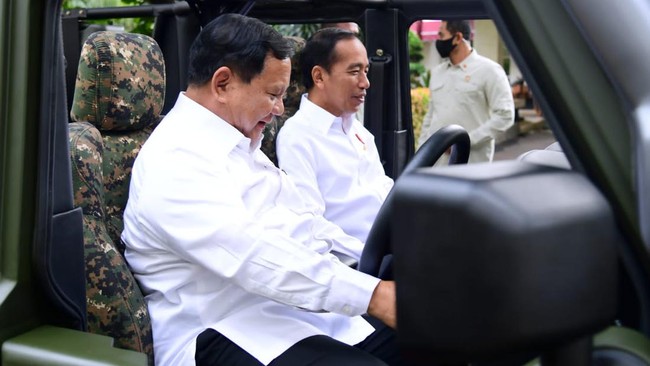 Presiden Jokowi mengungkapkan inisiatifnya menyambungkan komunikasi Cak Imin dan Prabowo yang berujung deklarasi koalisi Gerindra dan PKB.