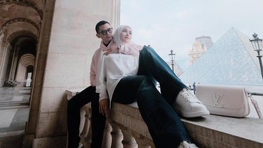 img-title Kondisi Terkini Rezky Aditya Usai Ditetapkan Jadi Ayah Biologis Anak Wenny