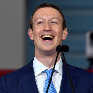 img-title 5 Rutinitas Pagi yang Biasa Dilakukan Orang-orang Sukses Seperti Mark Zuckerberg sampai CEO LinkedIn, Tertarik Ditiru?