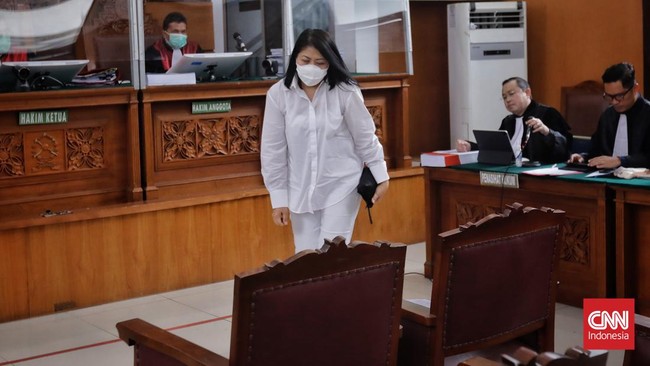 Pascasidang pembacaan duplik ini, berarti selangkah lagi untuk majelis hakim menjatuhkan vonis terhadap Bharada E dan Putri Candrawathi.