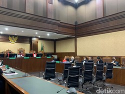Veronika Terdakwa Kasus Suap Eks Pejabat Pajak Divonis 2 Tahun Penjara