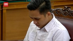 VIDEO: Detik-detik Eliezer Tertunduk Lesu Dituntut 12 Tahun Penjara