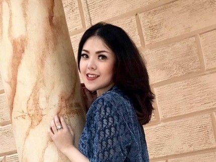 7 Potret Transformasi Tina Toon, dari Penyanyi Cilik hingga Jadi Politisi