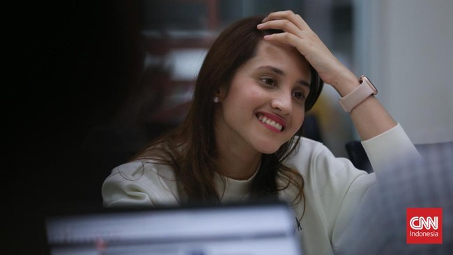 Tsamara mengaku menghormati sosok Alissa Wahid. Namun, untuk masalah performa debat Gibran, Tsamara mengaku punya pendapat berbeda.