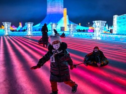 Resor Ski Indoor Terbesar Dunia Hadir di Shanghai: Sensasi Saljunya Mantap
