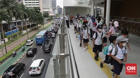 img-title FOTO: Fasilitas Transportasi Publik DKI di Mata Anak-anak SD