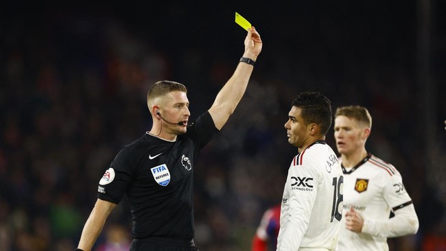 Soal Pengganti Casemiro, Ten Hag Diyakini Bikin Kejutan Lawan Arsenal Erik ten Hag diprediksi akan membuat kejutan dalam memilih pemain pengganti Casemiro yang terkena skorsing saat Manchester United menghadapi Arsenal.