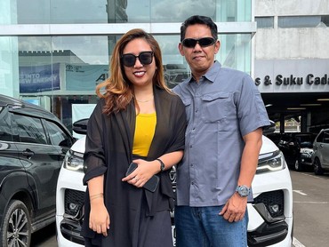 img-title Cerita TikToker Farida Zulfa Menikah dengan Pria 20 Tahun Lebih Tua