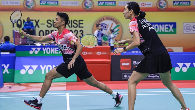 Ganda campuran Indonesia Dejan Ferdinansyah /Gloria Emanuelle Widjaja kalah dua gim dari wakil China dan gagal lolos ke semifinal Thailand Masters 2023.