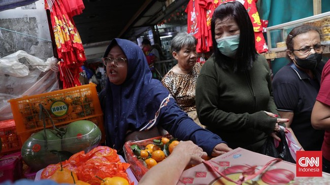 FOTO: Geliat Pasar Pancoran Glodok Jelang Perayaan Imlek