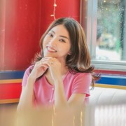 Tampil Menawan dengan Outfit Warna Merah ala Sarwendah, Cocok untuk Imlek!