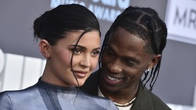 Kylie Jenner Umumkan Nama Baru Anak Kedua