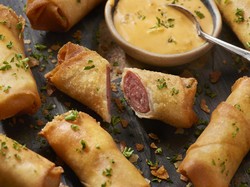 Resep Lumpia Sosis Buat Camilan Saat Kumpul Keluarga