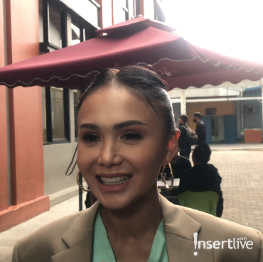 Kerap Dipuji Cantik & Awet Muda, Yuni Shara: 2 Minggu Sekali Cat Uban