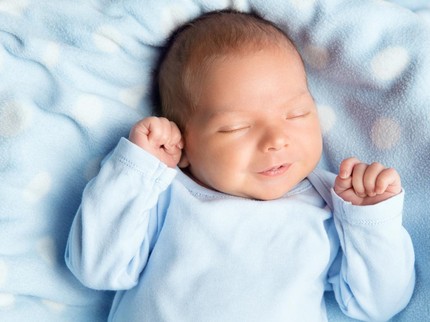 Terpopuler: Arti Nama Sancaka untuk Anak - Potret Baby Adzam Ketemu Ayah Sule
