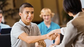 5 Cara Perkenalan Diri dalam Bahasa Inggris dan Contohnya
