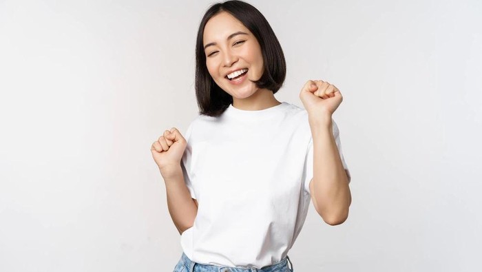 Ilustrasi merasa bahagia/ Foto: Freepik.com/benzoix