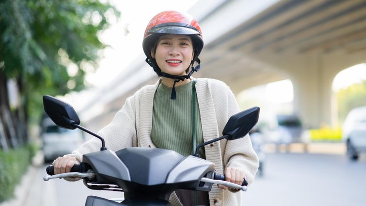 Ilustrasi Naik Motor Ilustrasi Naik Motor