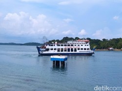 Cuaca Buruk, Kapal Roro Tujuan Anambas Dilarang Berlayar