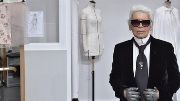 img-title Persembahan untuk Karl Legerfeld, Ini Tema dan Host Met Gala 2023