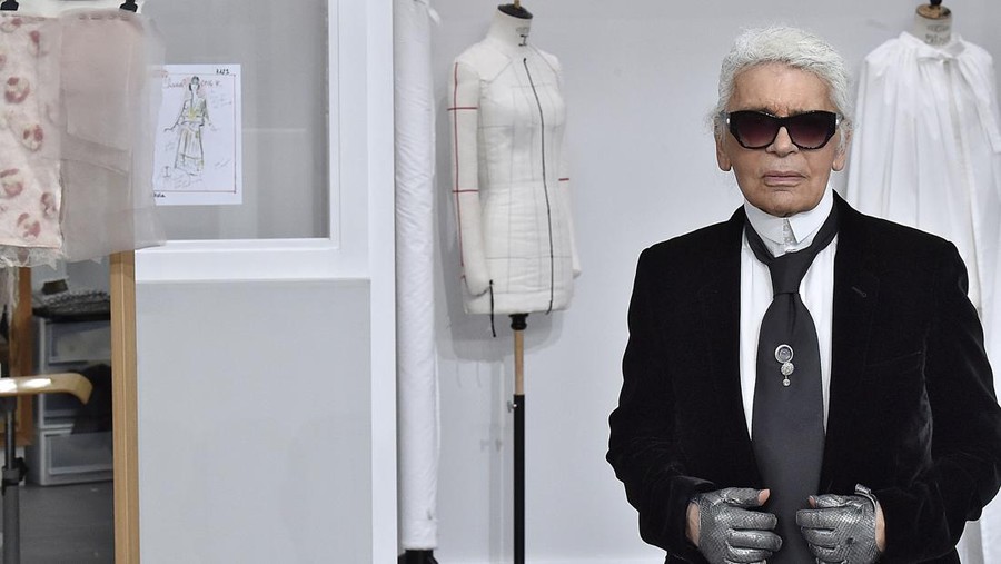 PARIS, FRANCE - JULY 05: Karl Lagerfeld walks the runway during the Chanel Haute Couture Fall/Winter 2016-2017 show as part of Paris Fashion Week on July 5, 2016 in Paris, France. (Photo by Victor VIRGILE/Gamma-Rapho via Getty Images)