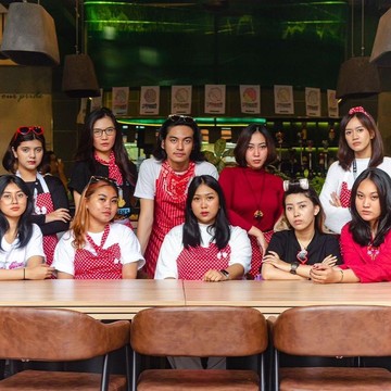 Karen's Diner Tawarkan Paket Nikahan Dilayani Waiters Galak, Harganya Mulai Rp5 Jutaan! Tapi Tuai Komentar Netizen...