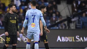 Messi Dibayar Rp6,5 Triliun, Gaji Ronaldo Jadi Kerdil