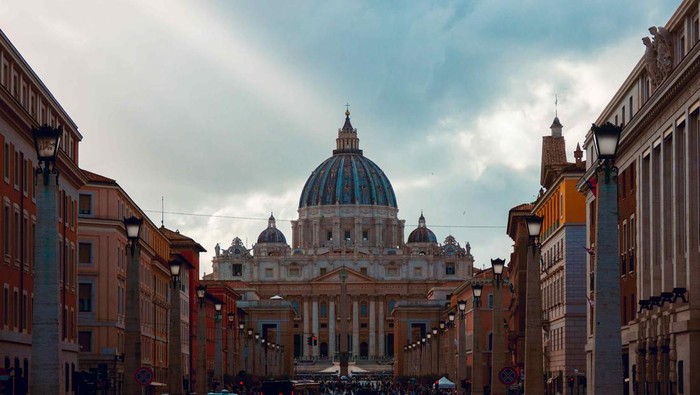 Heboh Rumor 'Pesta Seks' di Katedral Inggris, Vatikan Siap Turun Tangan dan Selidiki