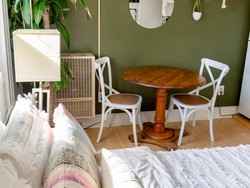 Cat Warna Apa yang Paling Cocok untuk Kamar Tidur?
