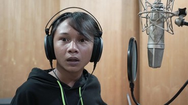 Berapa Penghasilan Fajar Sadboy Usai Keliling Podcast hingga Main Film?