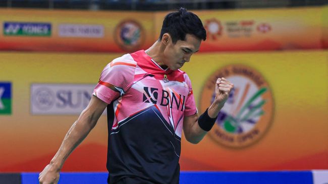 Jonatan Christie berhasil lolos ke babak 16 besar Indonesia Masters 2023 usai menaklukkan Nguyen Nhat.