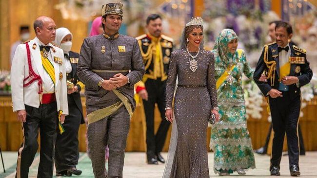 Details Of The Dress Worn By Azemah Bolkiah Daughter Of The Sultan Of Brunei Who Is Married To