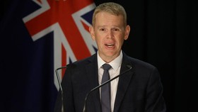 img-title Chris Hipkins Gantikan Jacinda Ardern jadi PM Selandia Baru