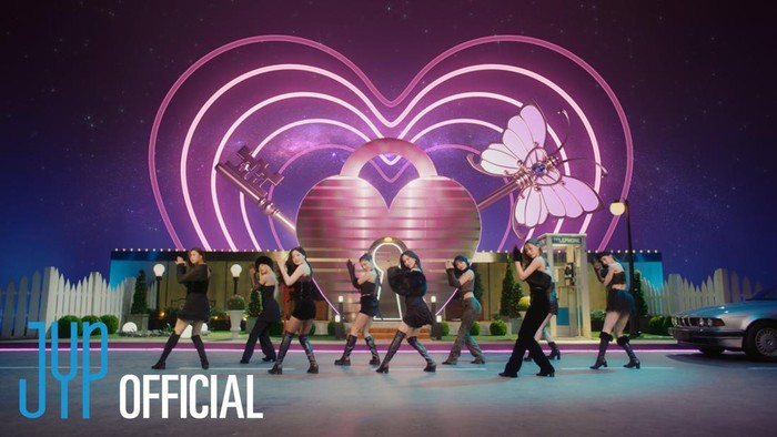 TWICE Sukses Mencetak Berbagai Prestasi Melalui Pre-Release English, Moonlight Sunrise TWICE Sukses Mencetak Berbagai Prestasi Melalui Pre-Release English, Moonlight Sunrise