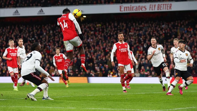 Roy Keane tak terima Manchester United takluk 2-3 dari Arsenal pada pekan ke-20 Liga Inggris sehingga melampiaskan kekesalan ke Aaron Wan-Bissaka.