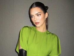 Bad Bunny dan Kendall Jenner Lengket Banget di Coachella 2023