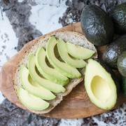Studi: Makan Alpukat Tiap Hari Bisa Bantu Melawan Kolesterol Jahat, Ini Penjelasannya!