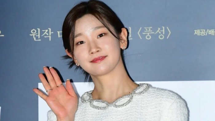 Park So Dam Berbagi Kisahnya Selama Melawan Kanker Tiroid dan Proyek Film 'Phantom' di Wawancara Terbaru