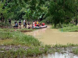 Tim SAR Temukan Remaja yang Hilang di Sungai Cipanundan Cirebon
