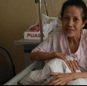 7 Potret Miris Yenny Farida Usai Idap Sejumlah Penyakit & Jatuh Miskin