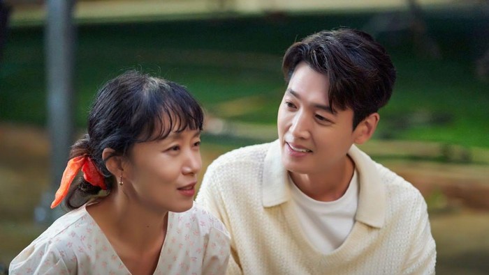img-title Perolehan Rating Makin Meningkat, Ini 3 Alasan Kamu Harus Nonton Crash Course in Romance di Netflix