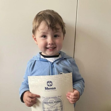 Punya IQ Tinggi, Bayi 2 Tahun Ini Sudah Lancar Baca & Berhitung Pakai 6 Bahasa