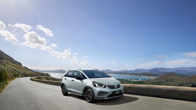 Honda Jazz Facelift di Eropa, Bakal Dibawa ke Indonesia? Wajah Honda Jazz terbaru berubah dari karakter sebelumnya yang terlihat imut.