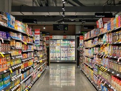 FMCG Adalah: Jenis Produk, Tantangan, dan Contoh Perusahaan