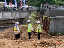 Jokowi Puji Heru Budi Lanjutkan Sodetan Ciliwung yang 6 Tahun Mangkrak