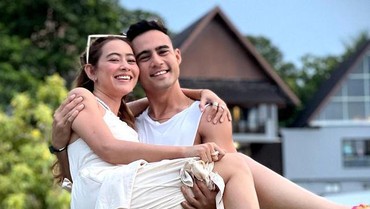 img-title Ini Profil Indra Brotolaras Sahabat dan Calon Suami Laura Theux