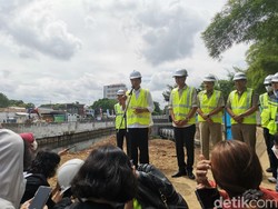 Sodetan Ciliwung Mandek 6 Tahun, Jokowi: Rampung April!