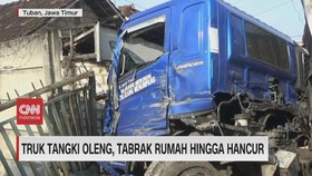VIDEO: Truk Tangki Oleng, Tabrak Rumah Hingga Hancur