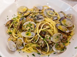 Resep Spaghetti Tumis Kerang yang Gurih Harumnya Nampol