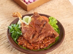 7 Tempat Makan Penyetan di Jogja yang Murah dan Enak, Ada yang Legendaris!